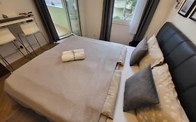 Blue Star Apartments